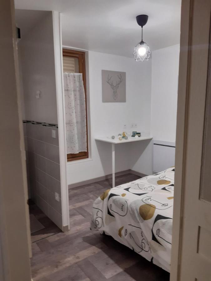 Joli Appartement T2 Agglo Troyes Sainte-Savine Esterno foto
