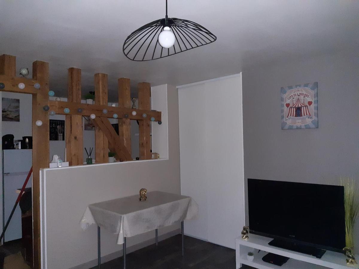 Joli Appartement T2 Agglo Troyes Sainte-Savine Esterno foto